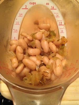 white-bean-chicken-chili-step-by-step-recipe