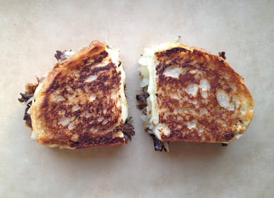 braised-short-rib-grilled-cheese
