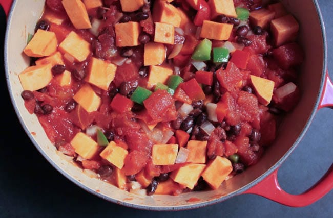 Black-bean-and-sweet-potato-chili-step-1-2