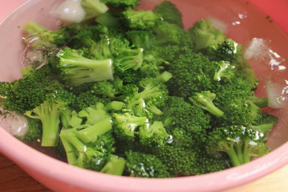Cheesy-Baked-Whole-Wheat-Penne-with-Chicken-and-Broccoli-step-2
