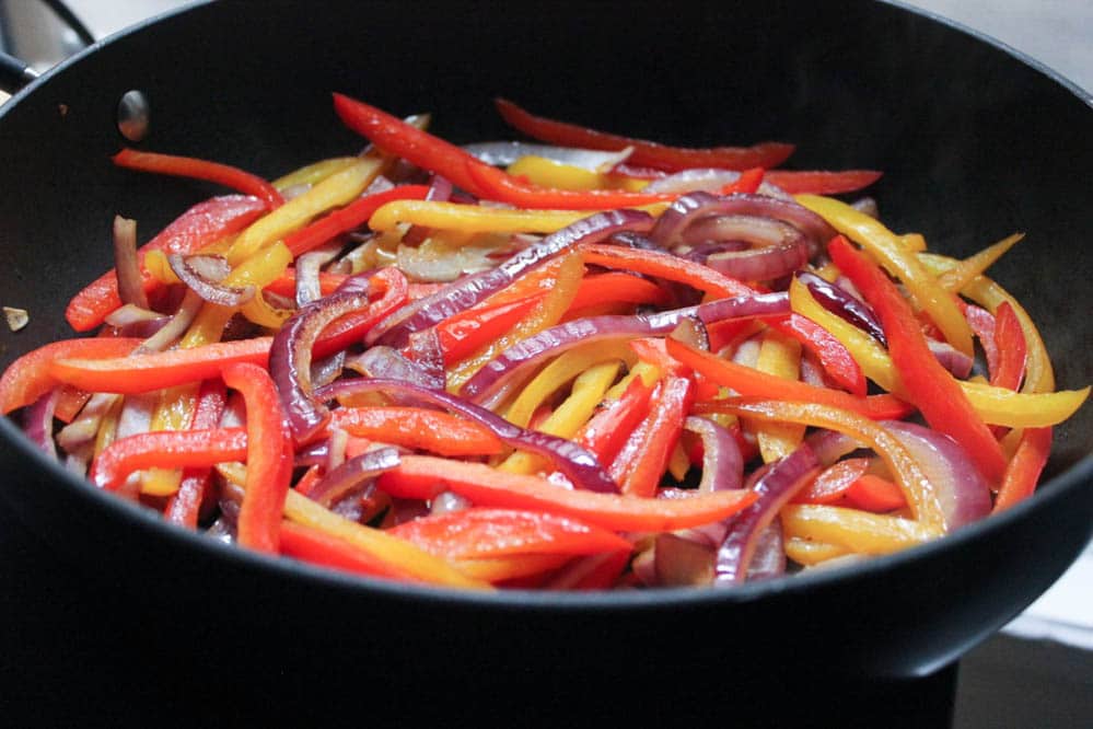 Healthy-Vegetable-Fajita-Salad-with-corn-black-beans-Chipotle-Vinaigrette-step-4