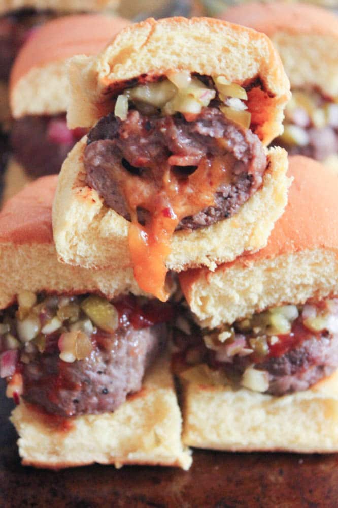 Bacon-and-smoked-cheddar-stuffed-cheeseburger-sliders-with-jalapeno-relish-7