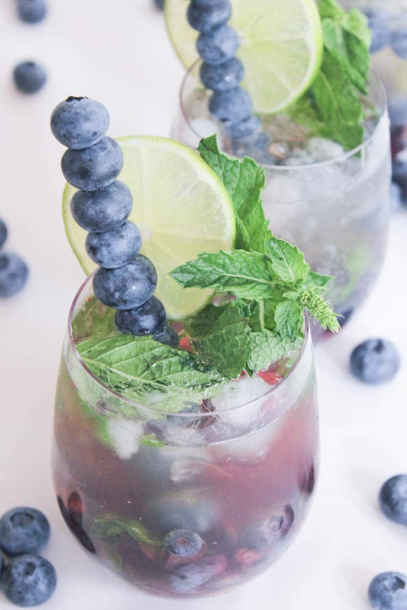 Blueberry-Mojito-Royale-with-Champagne-7
