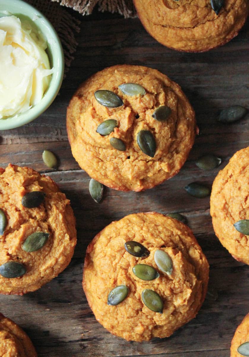 Pumpkin-Sour-Cream-Muffins-4