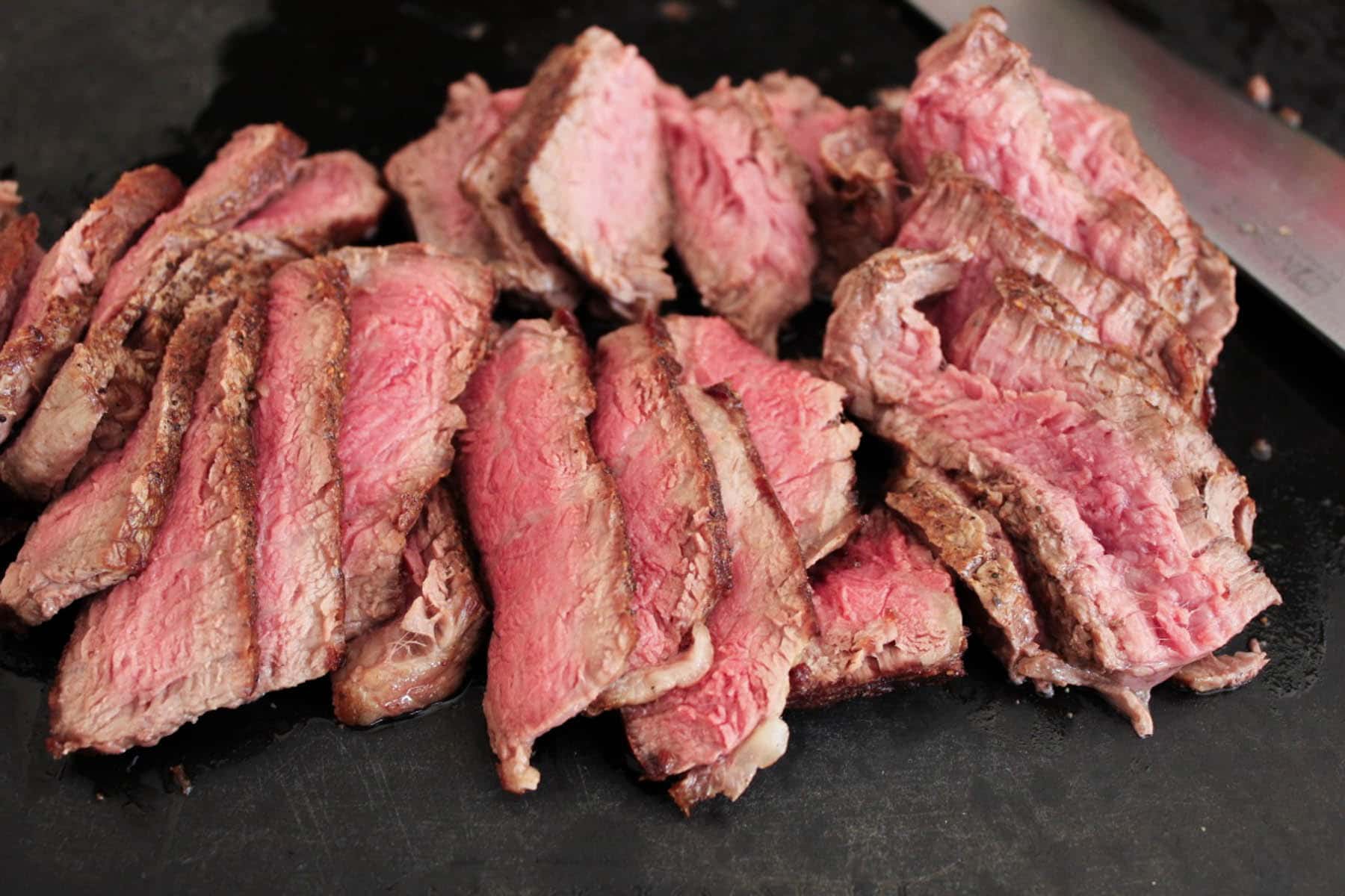 beef-tenderloin-crostini-with-whipped-goat-cheese-and-pesto-step-8