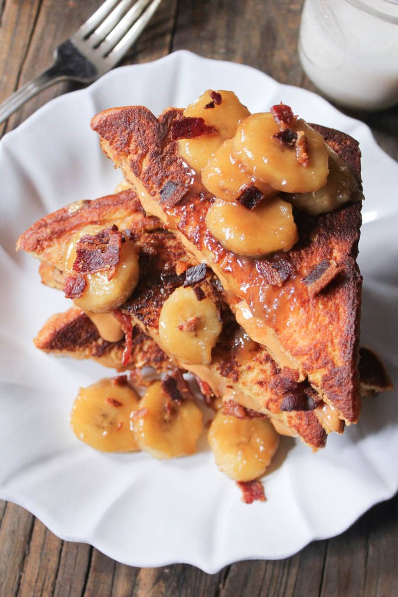 peanut-butter-and-bacon-stuffed-french-toast-with-caramelized-bananas-4