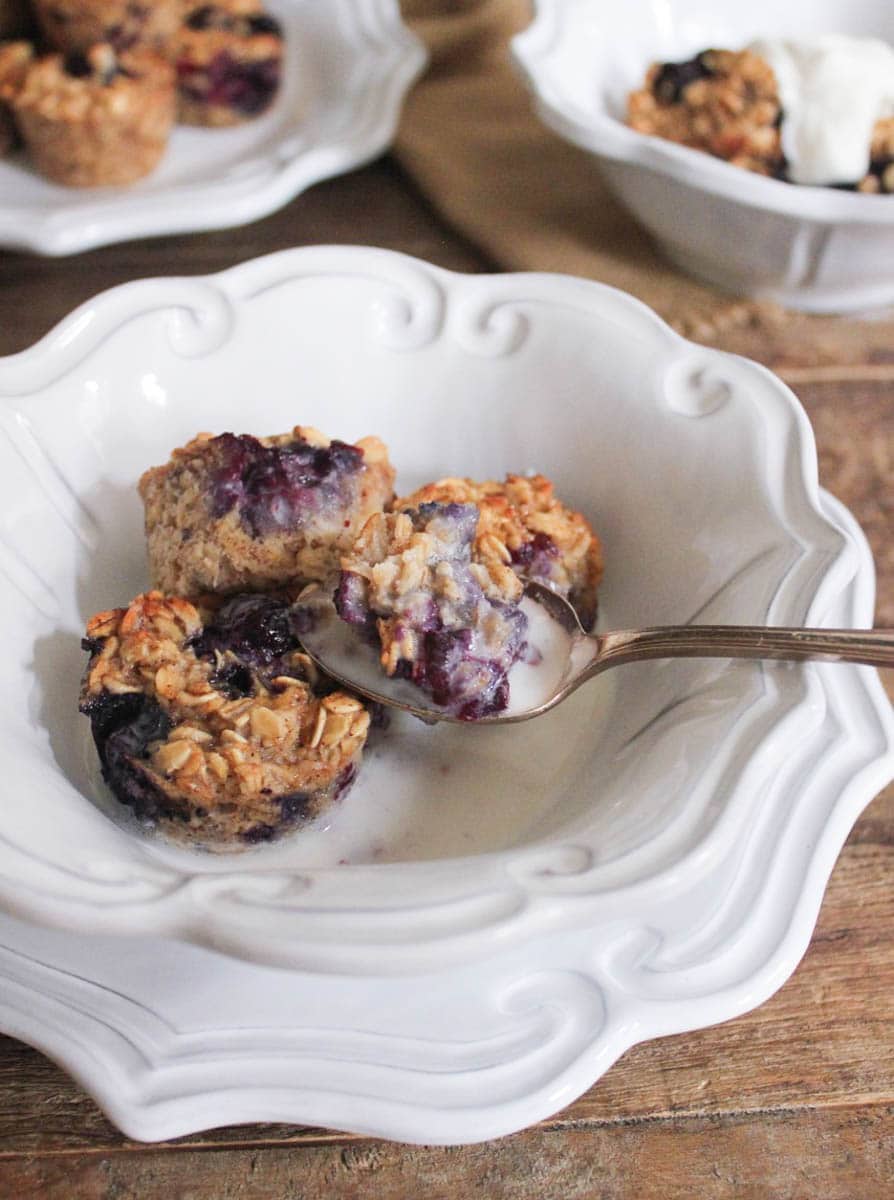 gluten-free-blueberry-banana-baked-oatmeal-bites-7