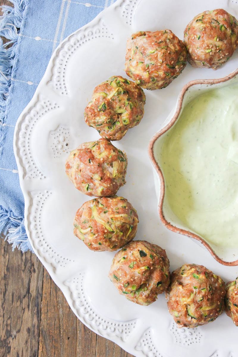 gluten-free-turkey-and-zucchini-meatballs-with-basil-yogurt-sauce-4