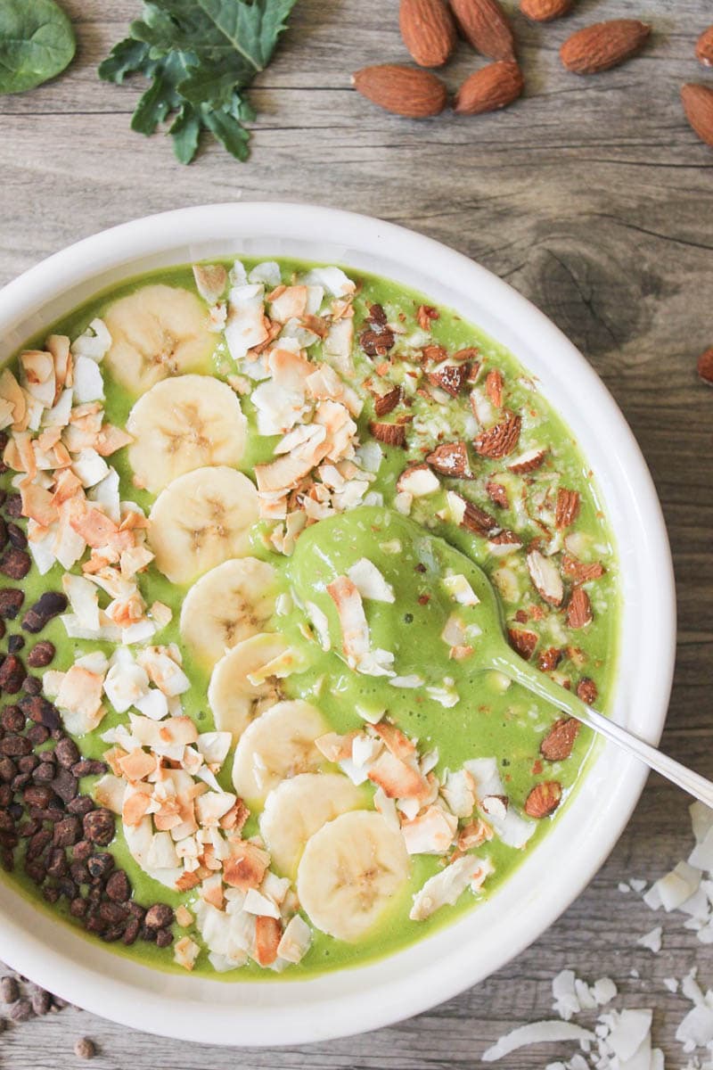 vegan-matcha-colada-smoothie-bowl-7
