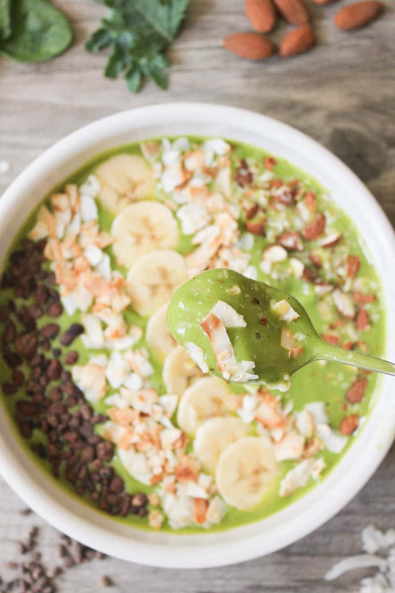 vegan-matcha-colada-smoothie-bowl-9