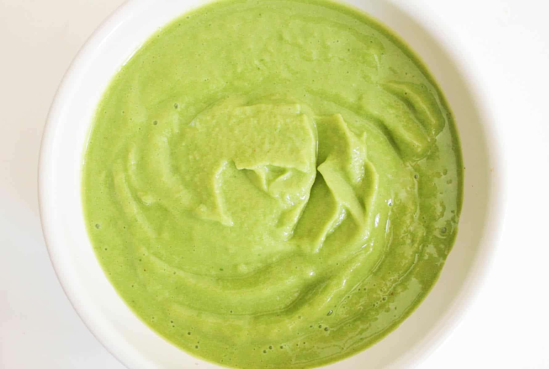 vegan-matcha-colada-smoothie-bowl-step-3