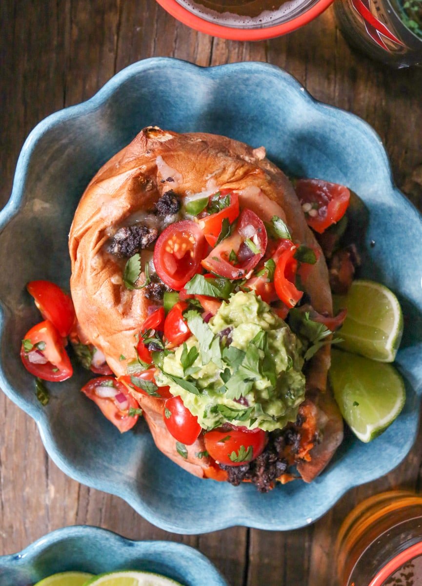 vegetarian-loaded-sweet-potatoes-with-cherry-tomato-pico-de-gallo-4